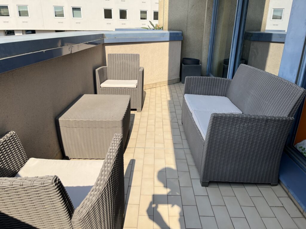 Terrace meeting room in Nice